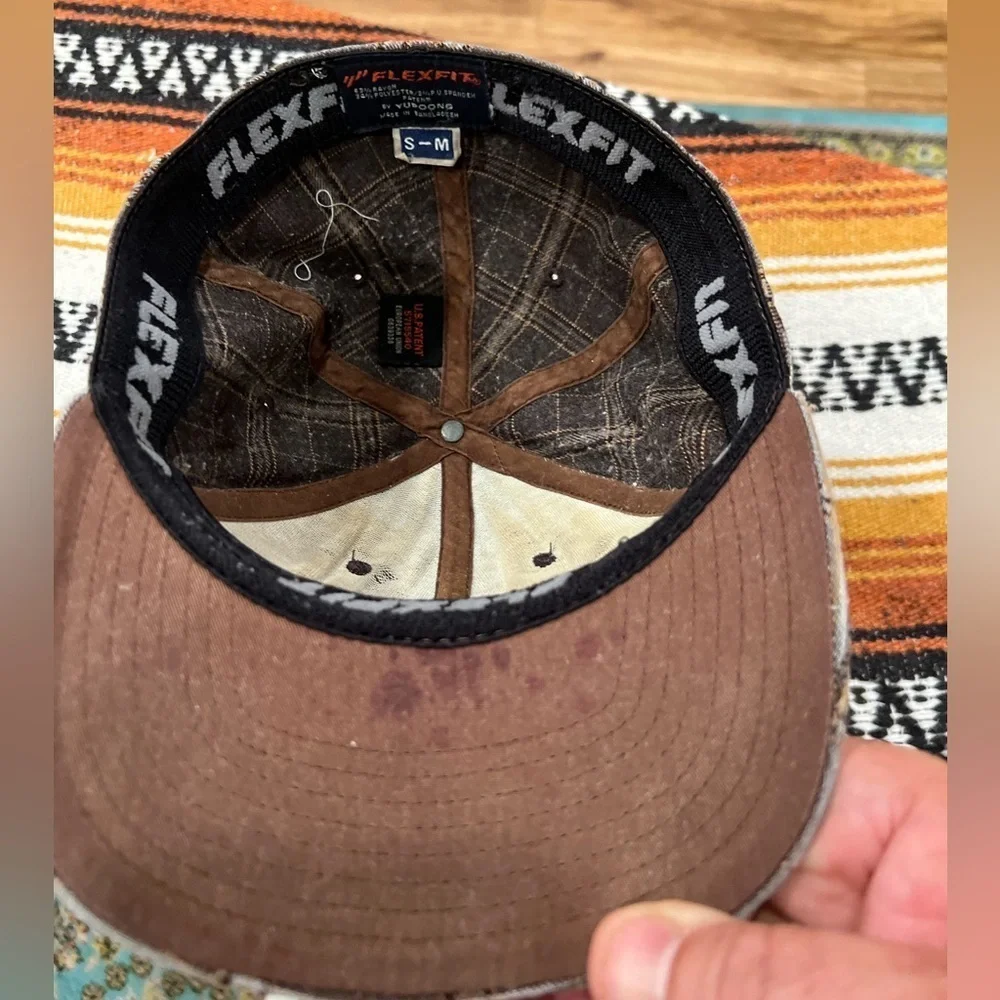 Hurley flex-fit cap size s/m in GUC